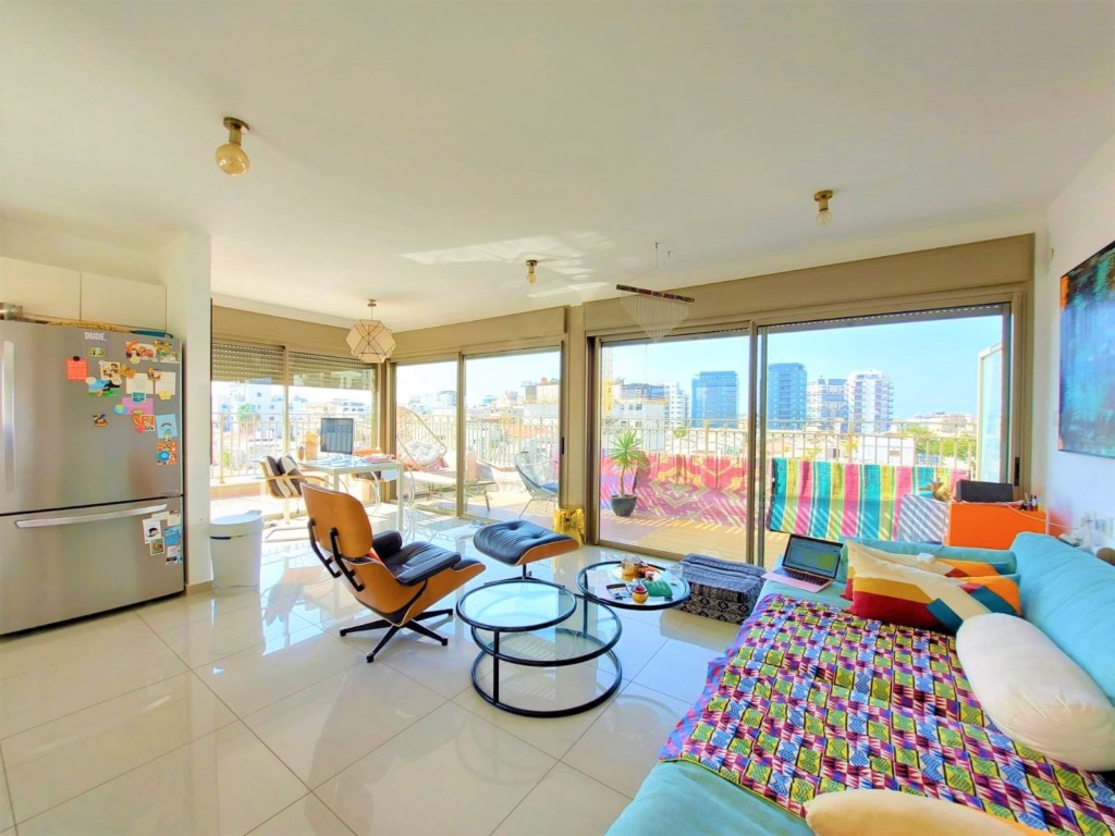 For Rent Duplex/Penthouse, 120 m², 4 rooms, Tel Aviv Florentine Altidag